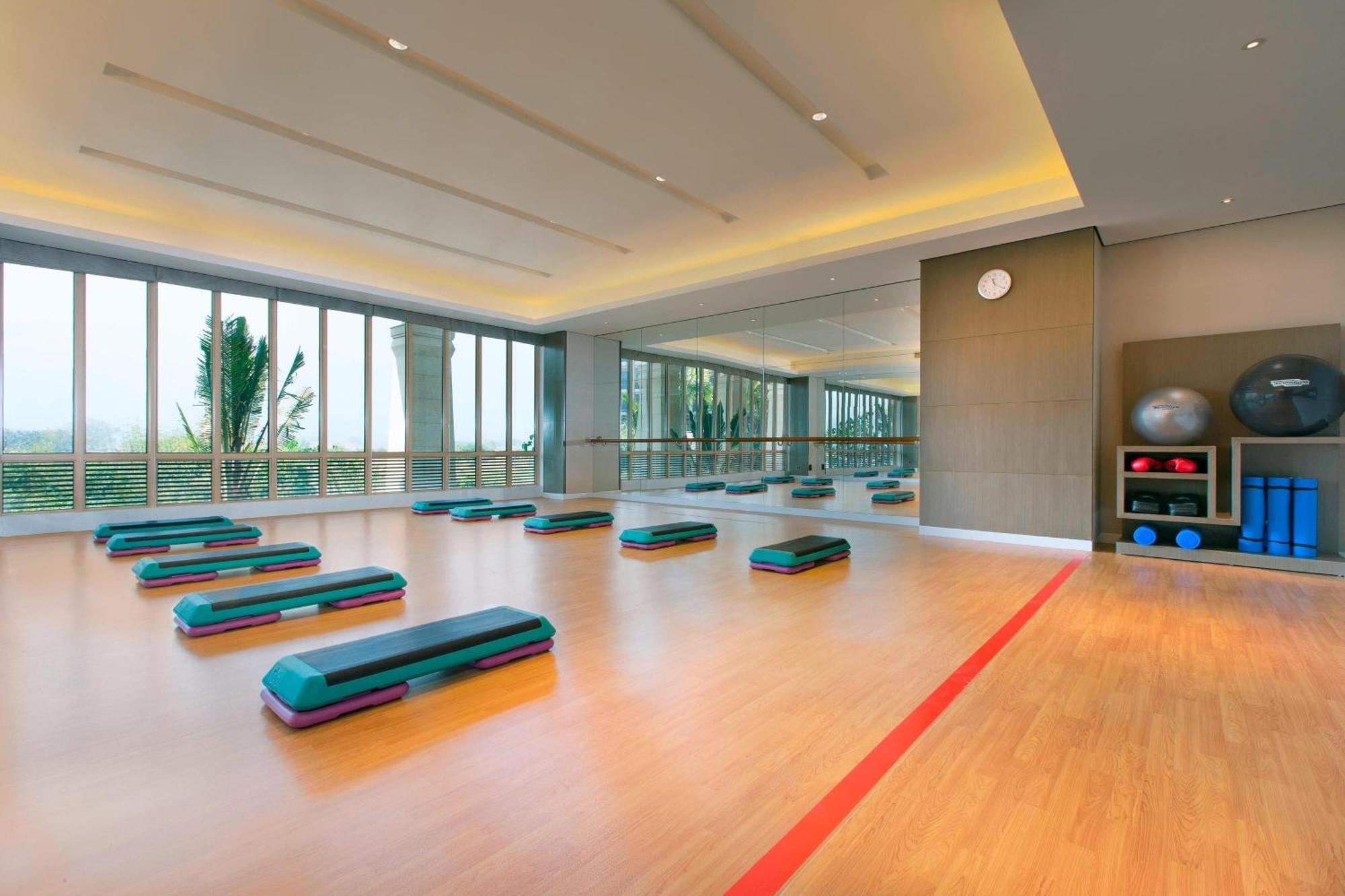 Sheraton Grand Xishuangbanna Hotel Цзинхун Экстерьер фото