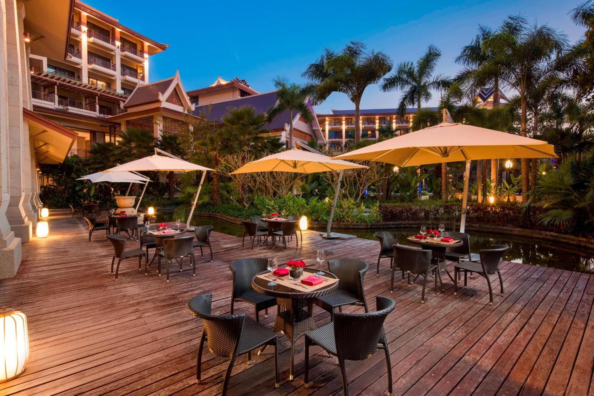 Sheraton Grand Xishuangbanna Hotel Цзинхун Экстерьер фото